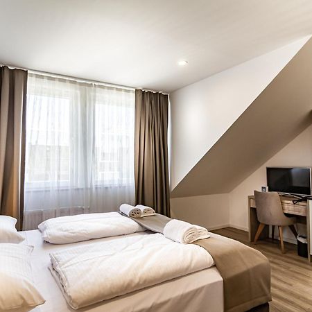 Sleep Inn Duesseldorf Стая снимка