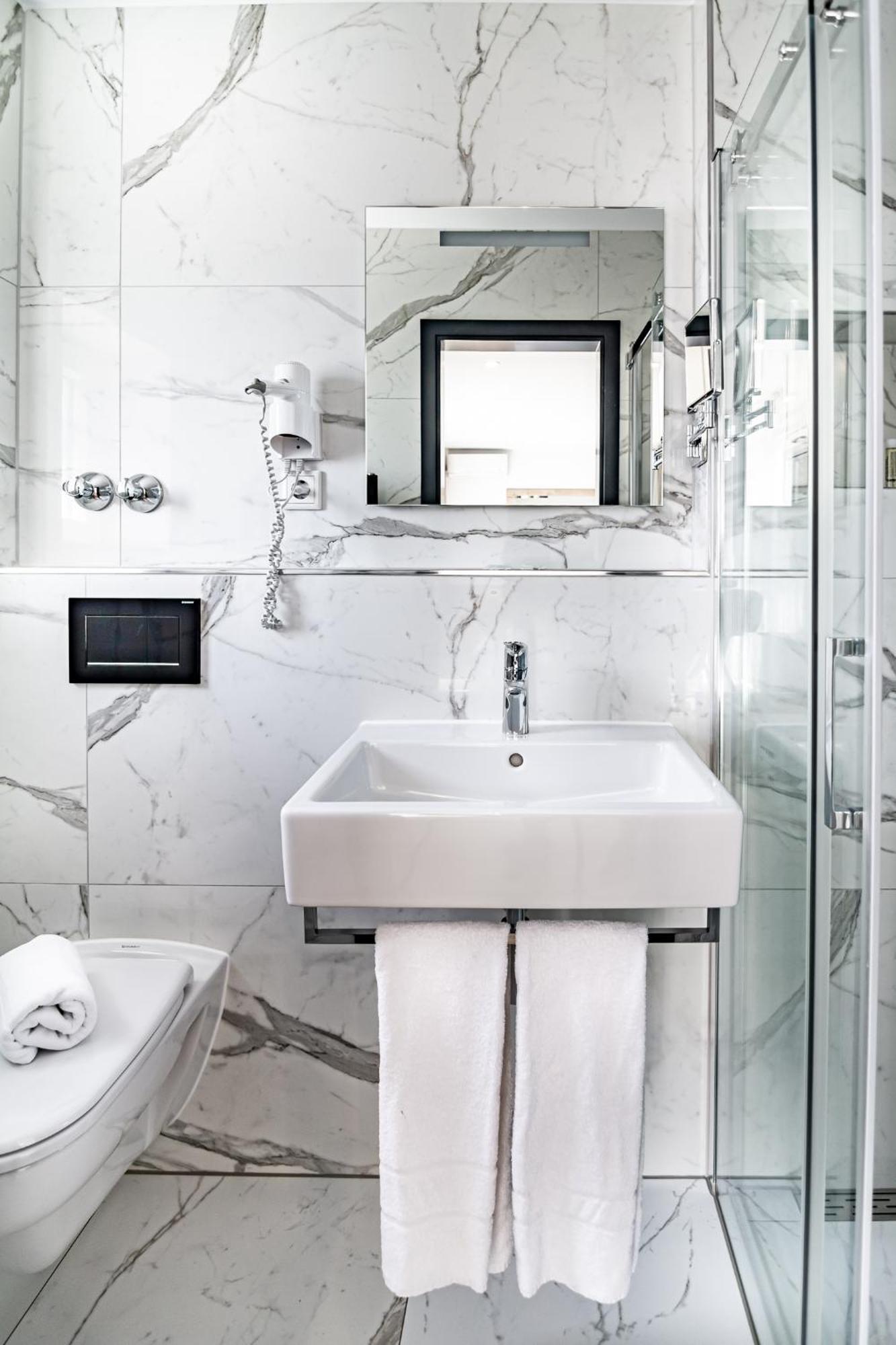 Sleep Inn Duesseldorf Стая снимка