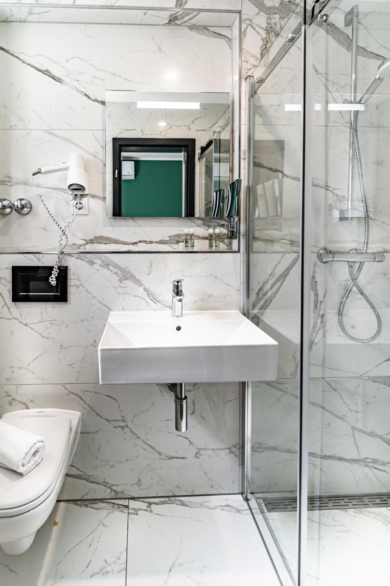 Sleep Inn Duesseldorf Стая снимка