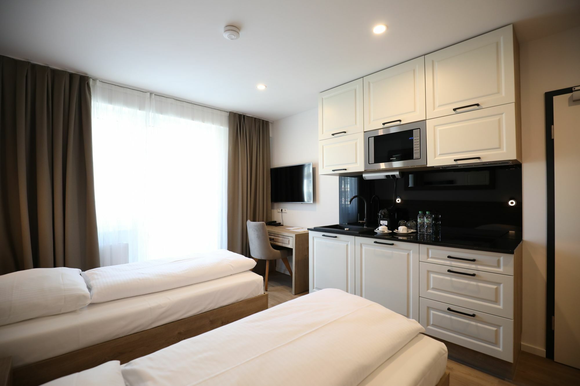 Sleep Inn Duesseldorf Екстериор снимка